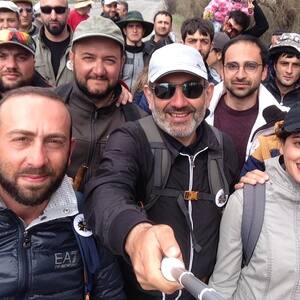 Der armenische Parlamentswahlkampf hat begonnen