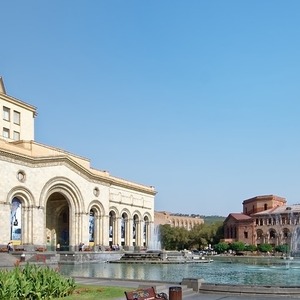 Proteste gegen den Abriss von Cafés rund um den Opernplatz in Jerewan