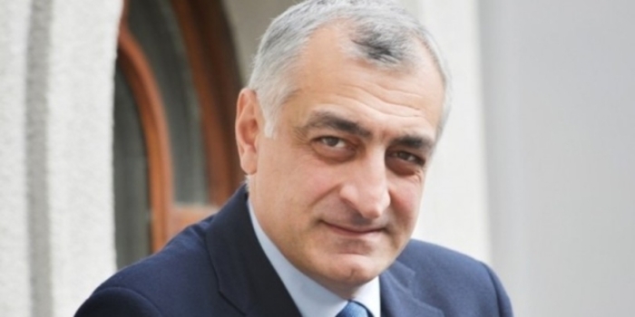 Khazaradze officially unveils his political movement 