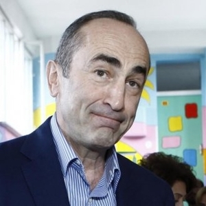 Kotscharjan teilt seine Ansichten zur aktuellen politischen Situation in Armenien