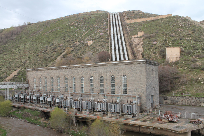 RusHydro sells the Sevan-Hrazdan Cascade to the Tashir Group