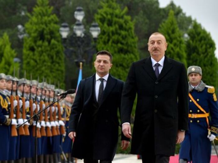 Zelensky visits Azerbaijan