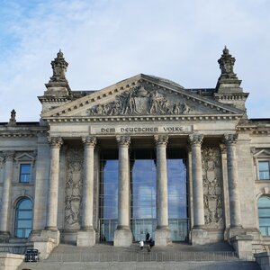 Two German politicians suspected of receiving bribes from Azerbaijan