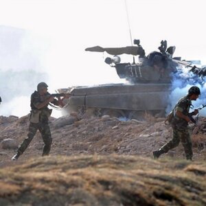 Major clash between Armenian and Azerbaijani troops occurs on the border 