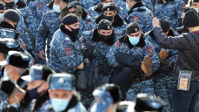 Armenien: Neue Protestwelle der Opposition und Inhaftierungen von Seiten der Regierung 