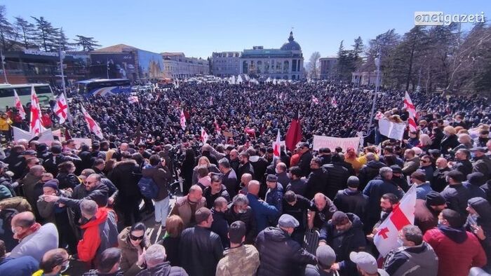 Large protest breaks out in Tbilisi against the construction of the Namakhvani hydropower plant