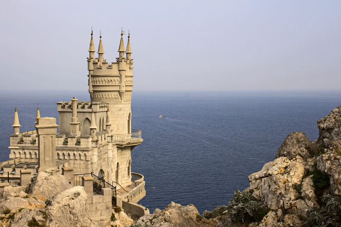 The South Caucasus Countries and the Crimean Platform 