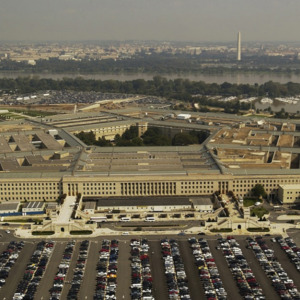 The head of the Pentagon arrives in Georgia