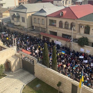 Baku schickt humanitäre Hilfe nach Kiew