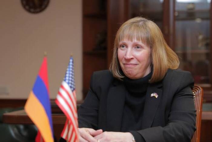Controversy between Armenian opposition and U.S. Ambassador to Armenia