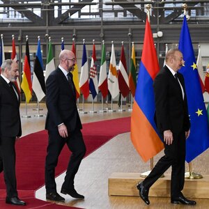 Ergebnis des Treffens zwischen Alijew und Paschinjan in Brüssel