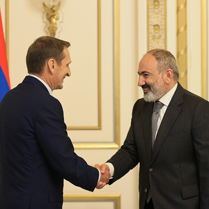 Nikol Pashinyan meets Head of Russian Foreign Intelligence Service