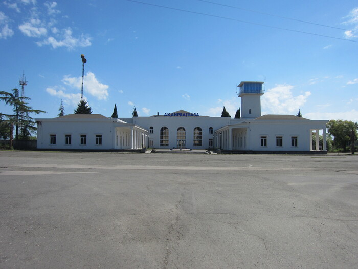 Sokhumi Airport Reportedly Handed Over to Russia