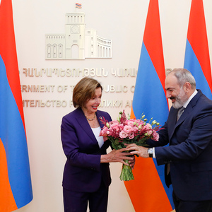 Nancy Pelosi in Yerevan Accuses Azerbaijan of Breaking Ceasefire; Baku Responds