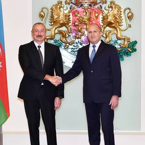 Alijews Besuch in Bulgarien: Energielieferungen im Fokus