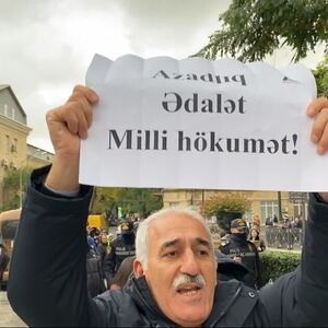 Musavat-Partei protestiert vor der iranischen Botschaft in Aserbaidschan