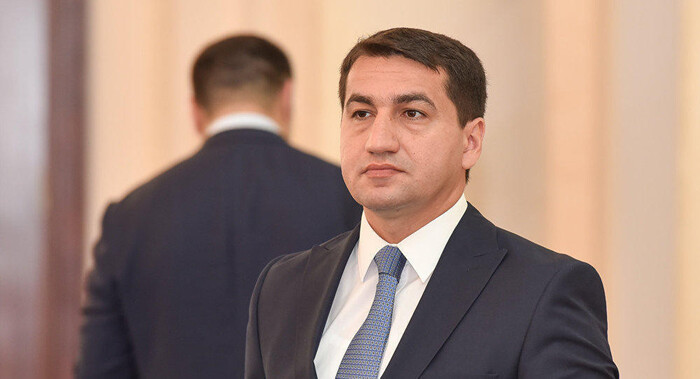 Hikmet Hajiyev äußert sich zu Velayatis jüngsten Äußerungen über die Beziehungen zu Aserbaidschan