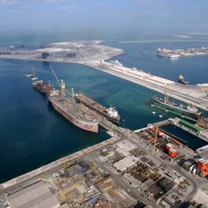 Internationaler Handelshafen in Baku eröffnet